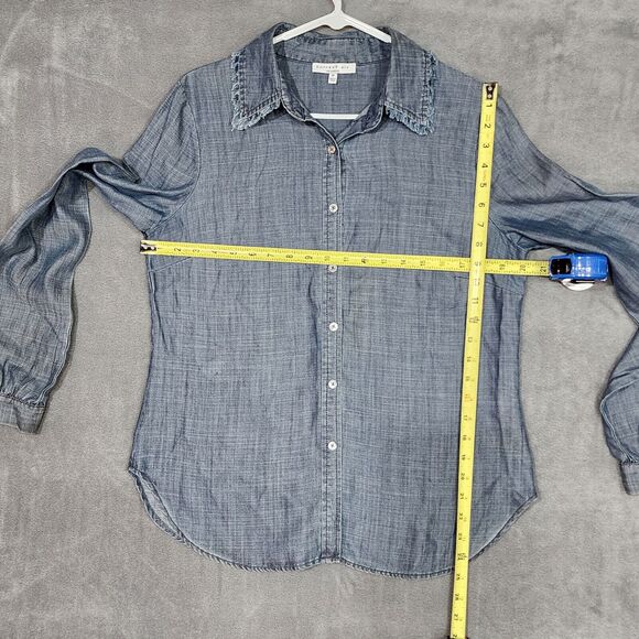 Anthropologie Current Air Chambray Shirt Fray Detail Seams Button Up Blue Medium - Picture 7 of 7